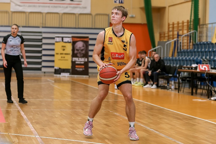 Read more about the article Zmienne szczęście Trefla II Sopot, pewne zwycięstwo pierwszej drużyny U17